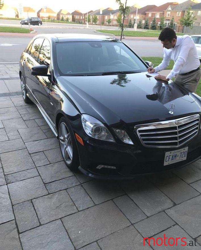 2011' Mercedes-Benz E 350 photo #1