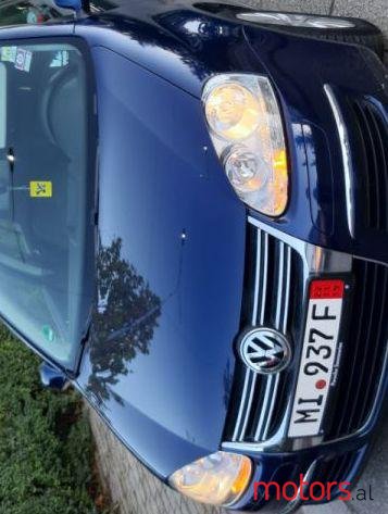 2008' Volkswagen Golf photo #1