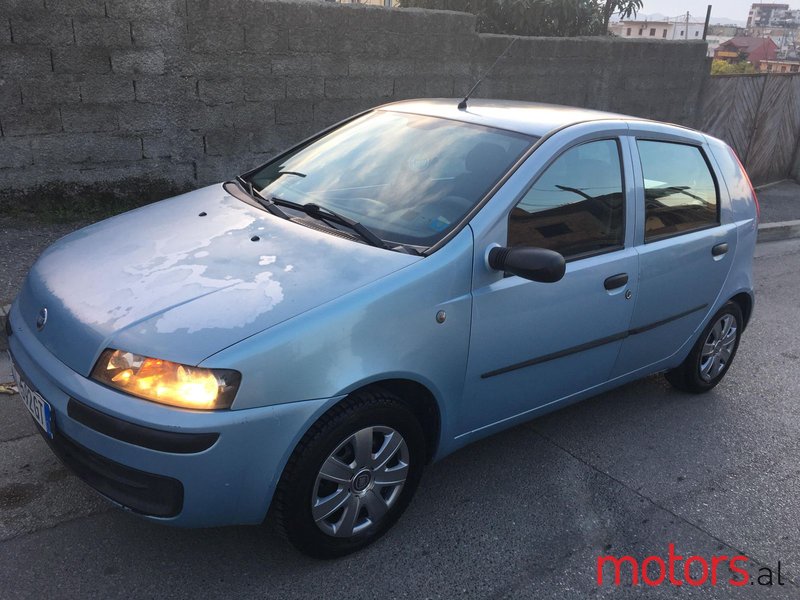 2000' Fiat Punto photo #2