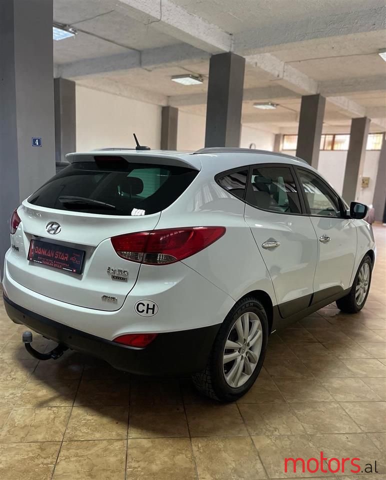 2011' Hyundai ix35 photo #5
