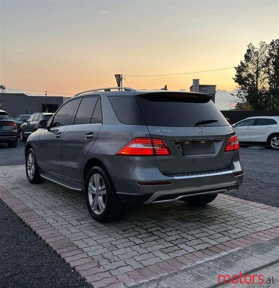 2013' Mercedes-Benz ML 350 photo #2