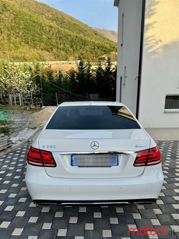 2014' Mercedes-Benz E 220 photo #4