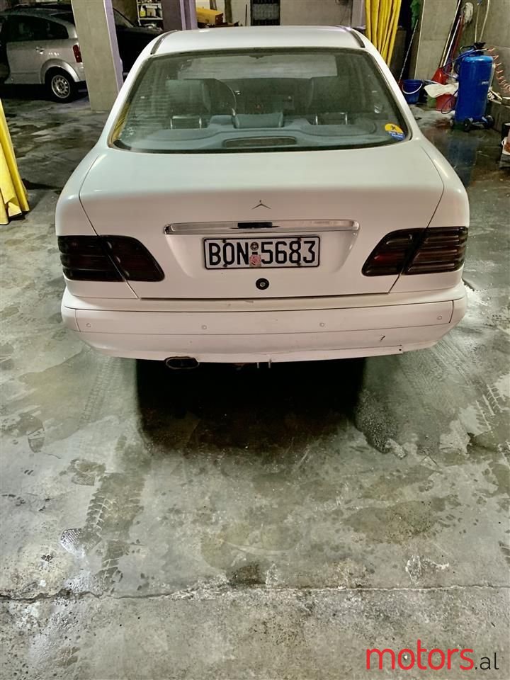 1998' Mercedes-Benz 200 photo #6