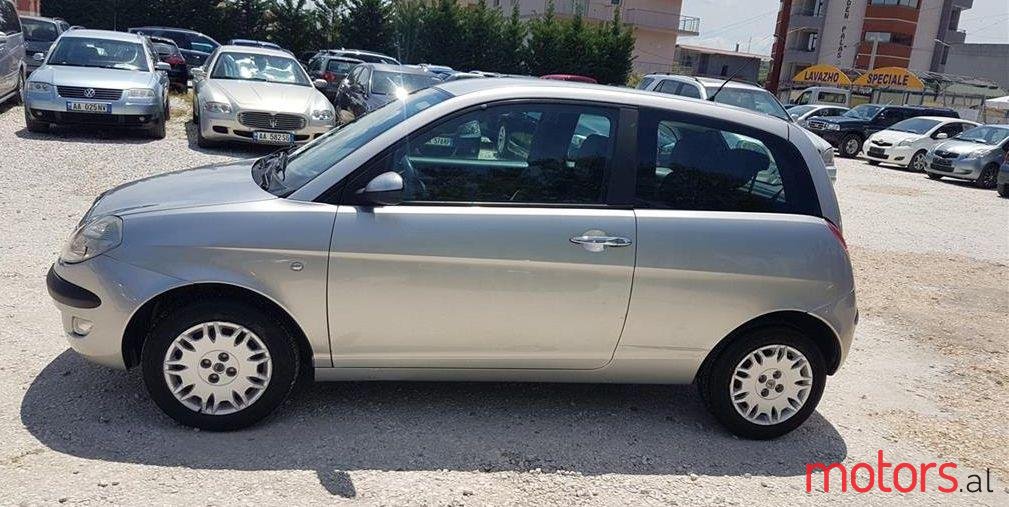 2005' Lancia Ypsilon photo #1