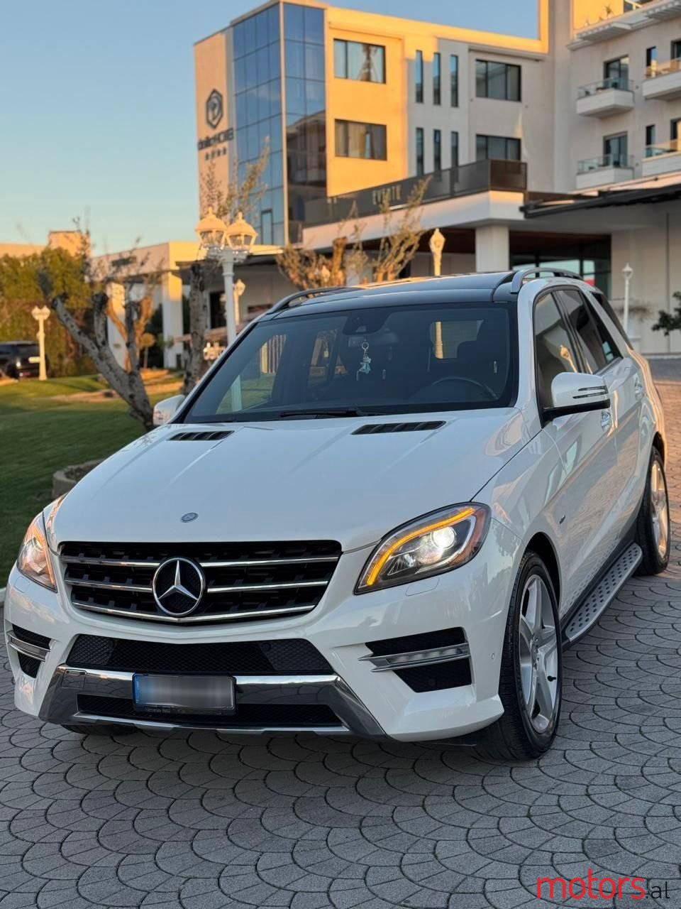 2013' Mercedes-Benz ML 350 photo #2