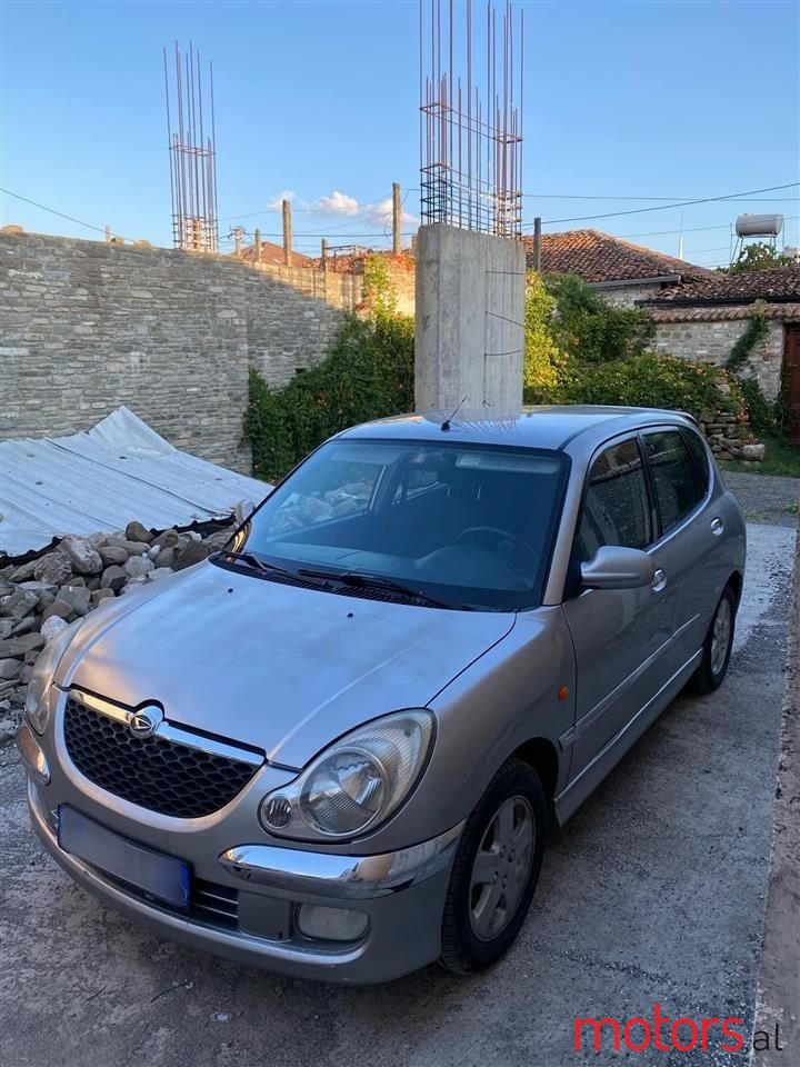 2003' Daihatsu Sirion photo #5