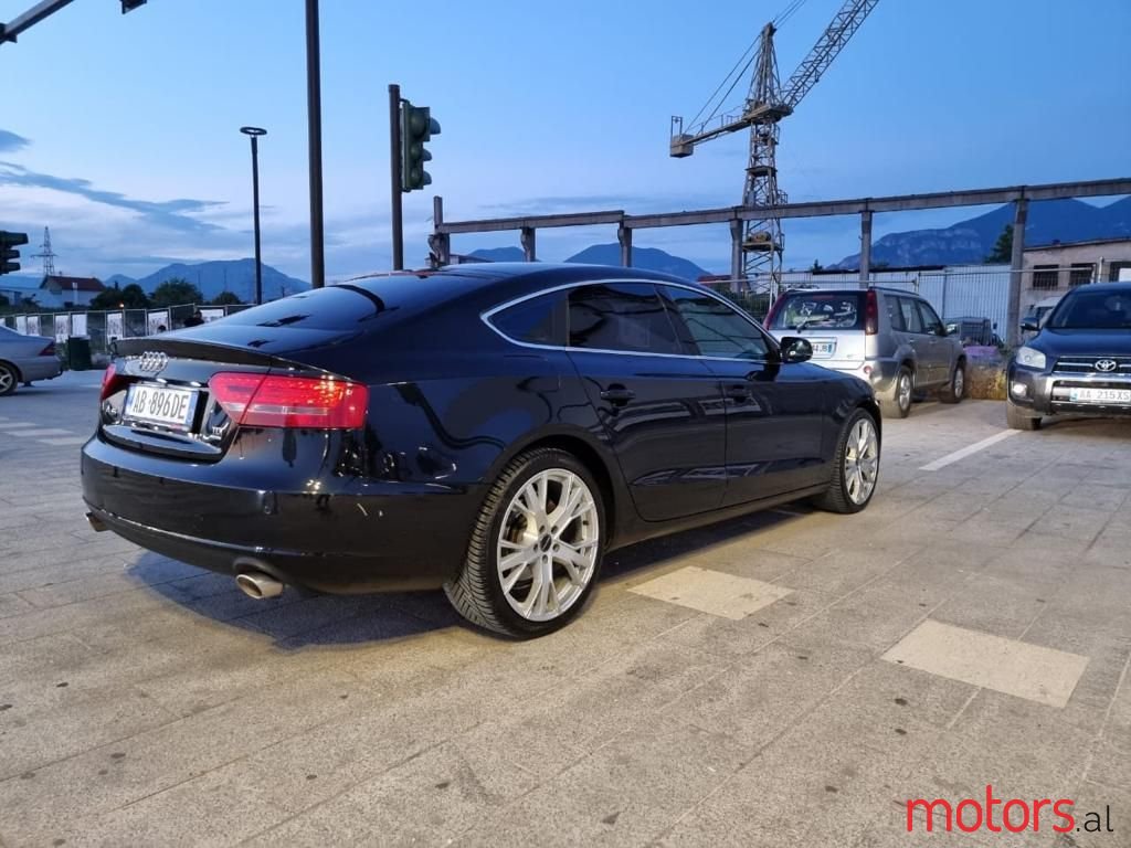 2010' Audi A5 photo #2