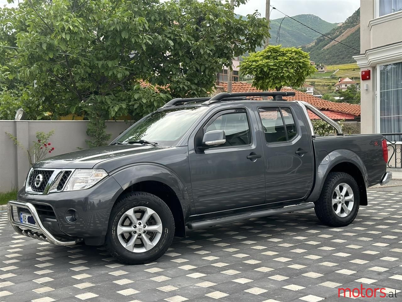 2013' Nissan Navara photo #4