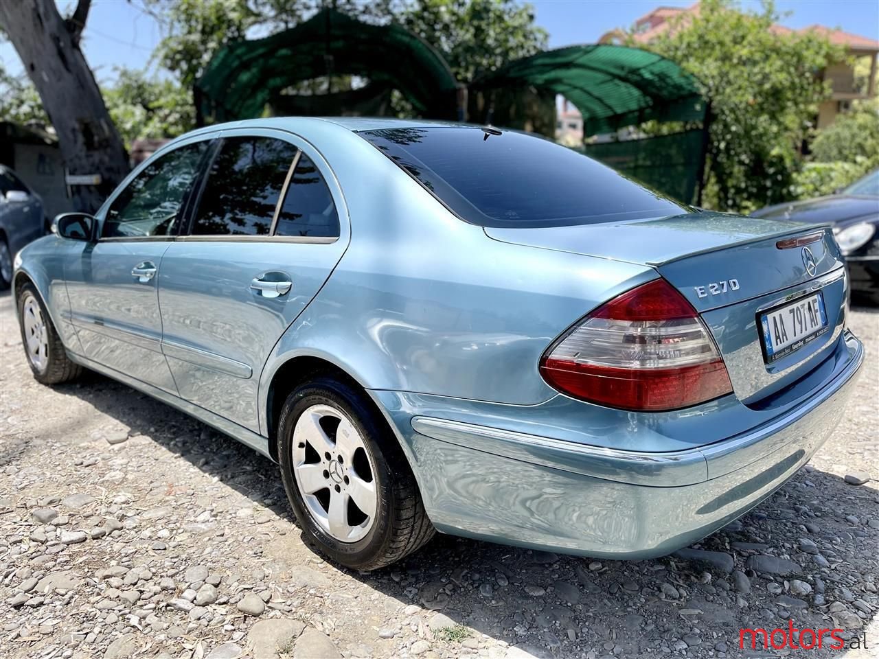 2003' Mercedes-Benz E 270 photo #6