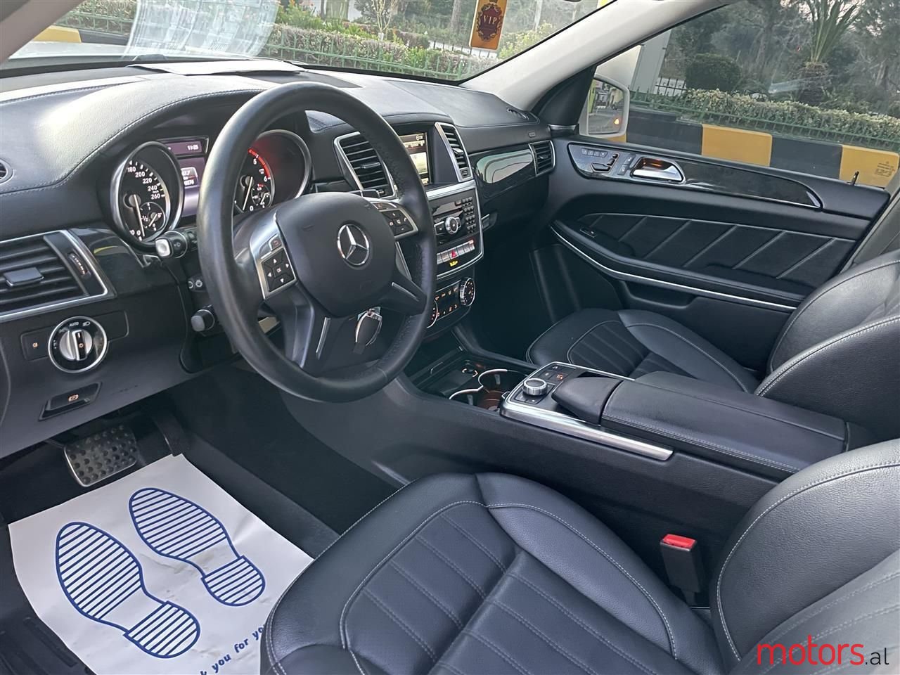 2014' Mercedes-Benz GL 350 photo #6