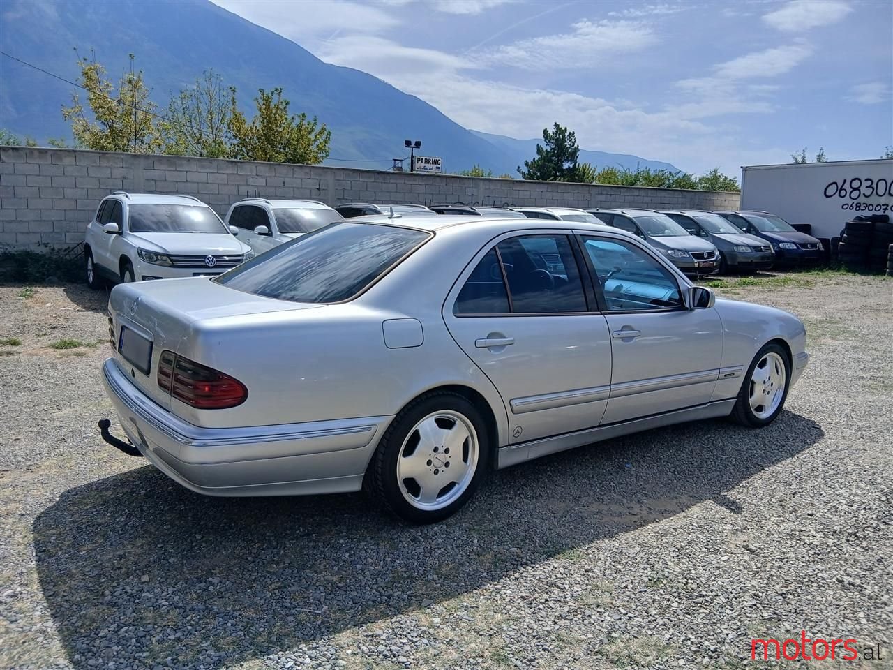 2000' Mercedes-Benz E 220 photo #6