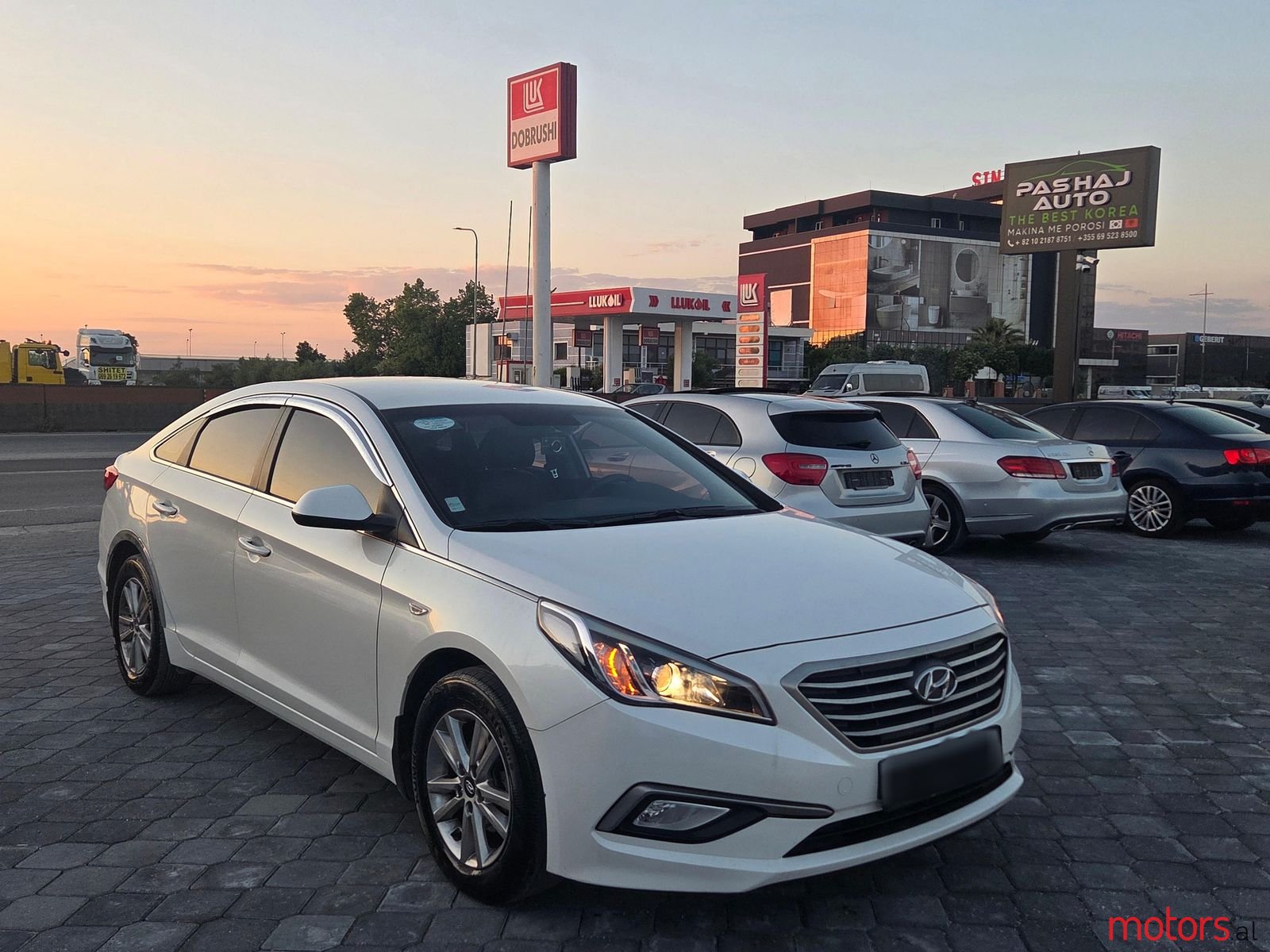 2016' Hyundai Sonata photo #1