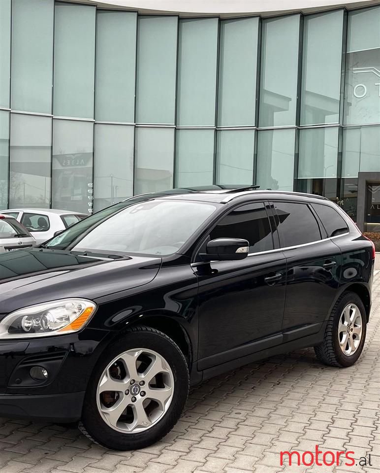 2010' Volvo Xc 60 photo #3