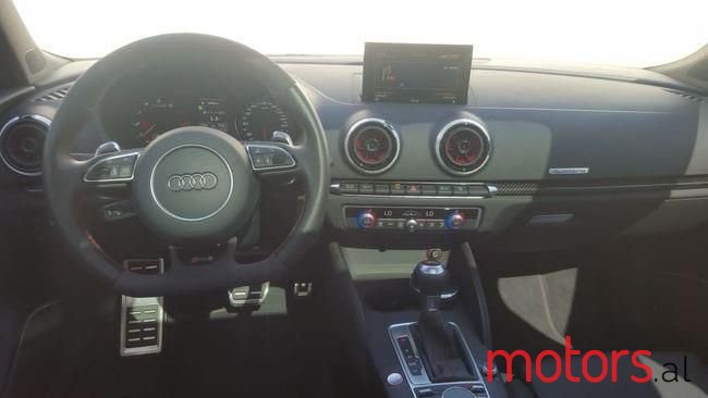2016' Audi RS3 photo #5