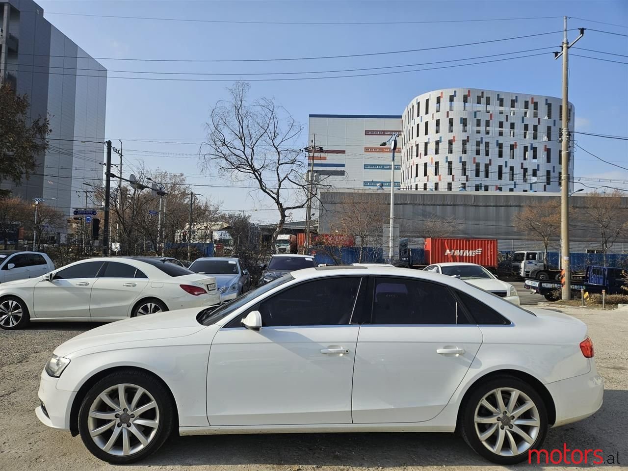 2013' Audi A4 photo #1