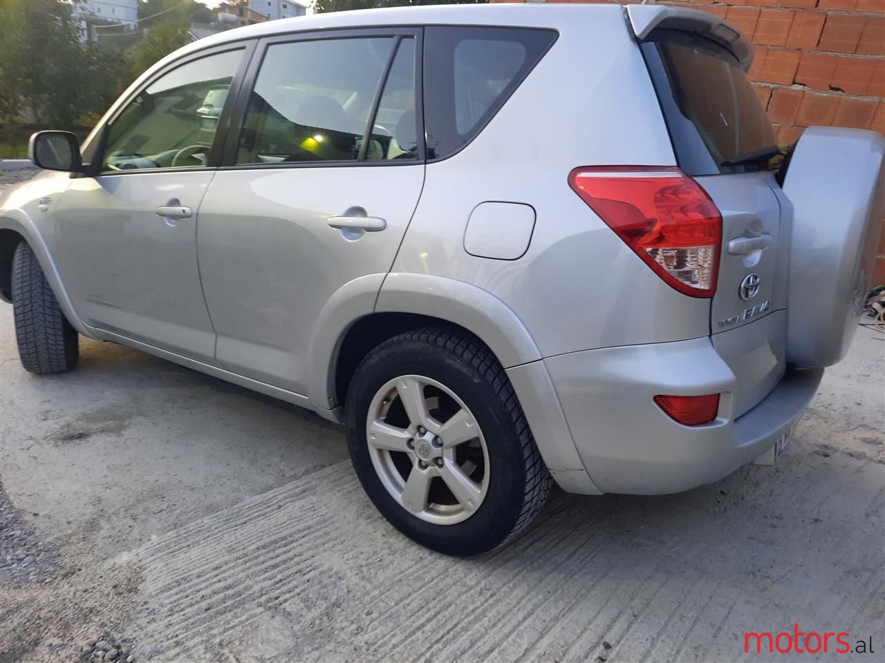 2006' Toyota RAV4 photo #1