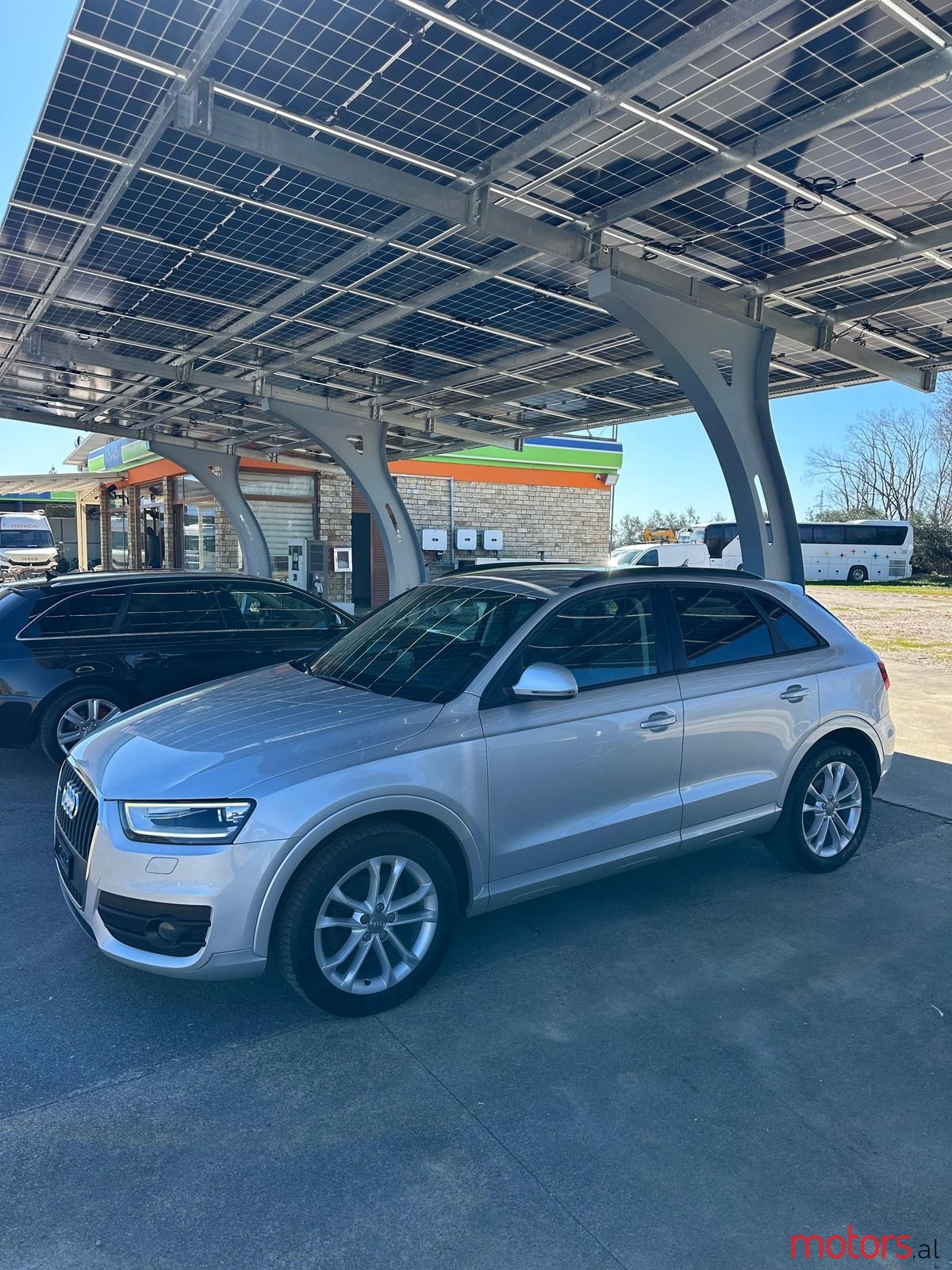 2013' Audi Q3 photo #6