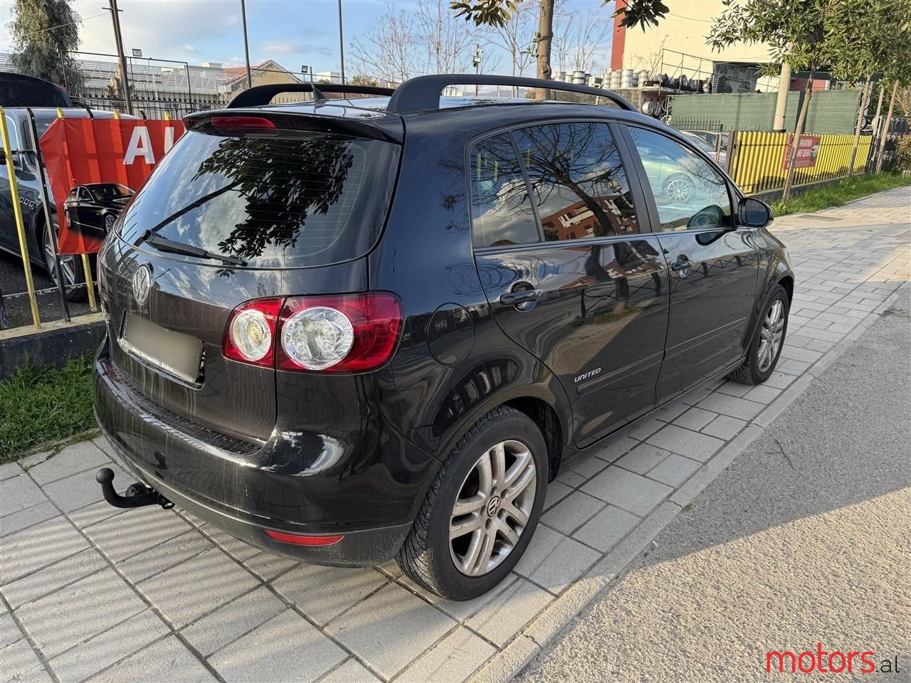 2008' Volkswagen Golf Plus photo #2