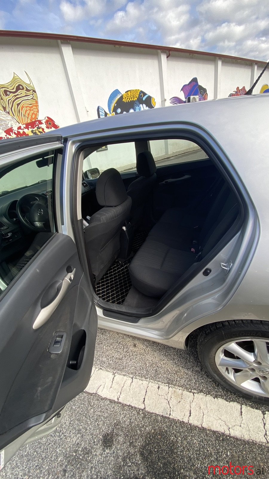 2009' Toyota Auris photo #6