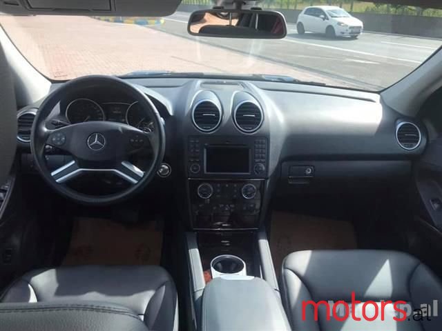 2011' Mercedes-Benz ML 350 photo #2