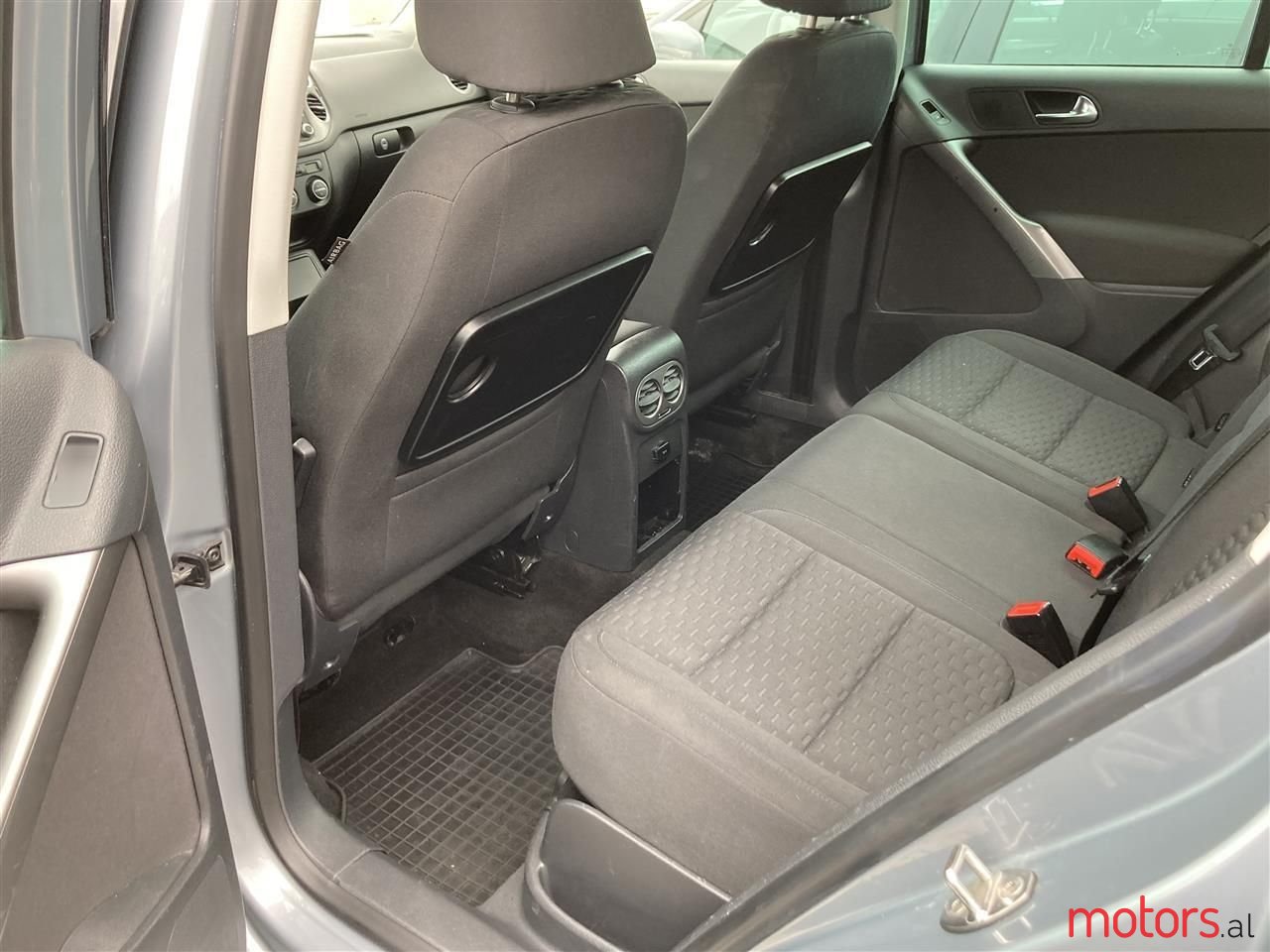 2008' Volkswagen Tiguan photo #4