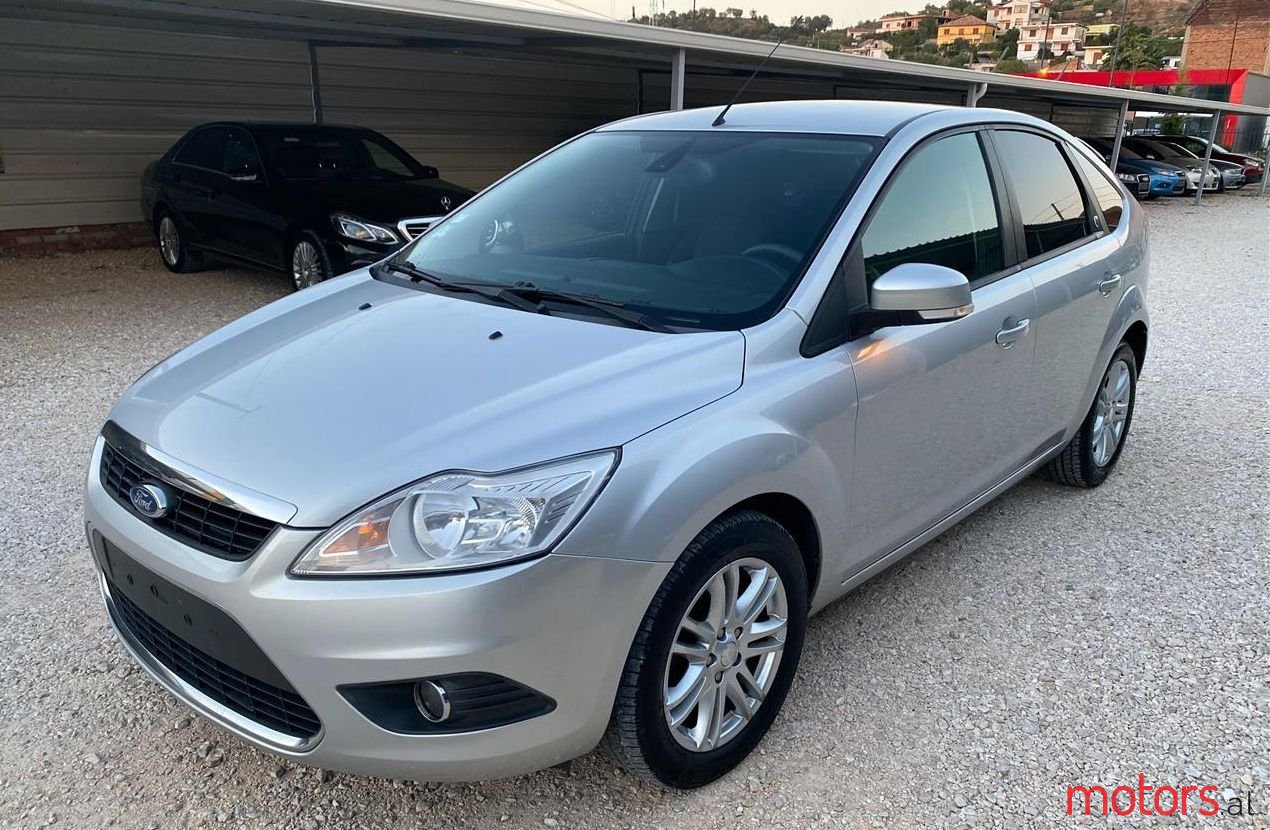 2009' Ford Focus photo #1