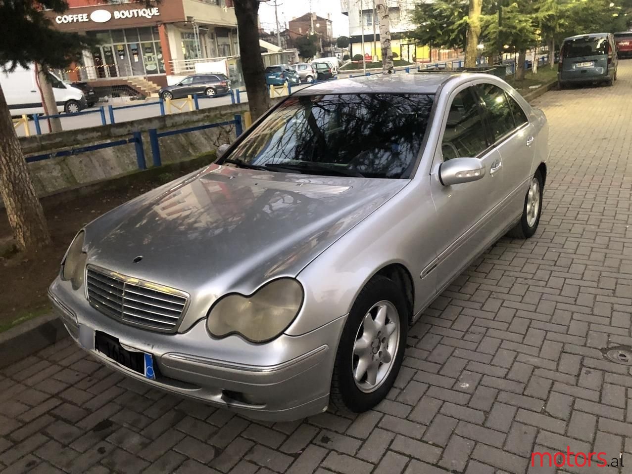 2002' Mercedes-Benz C 220 photo #5