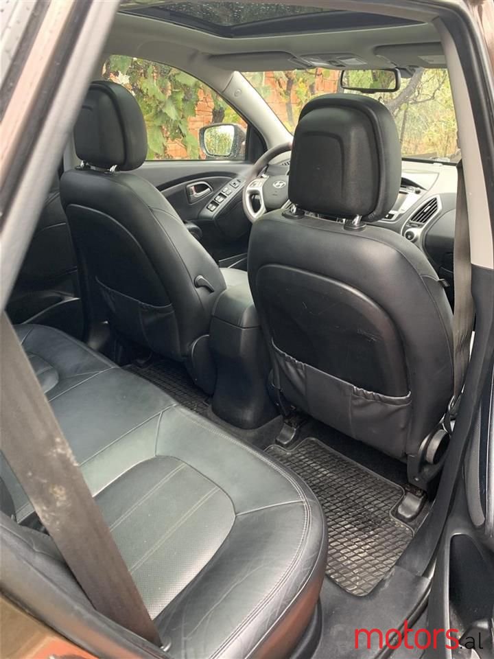 2012' Hyundai ix35 photo #2