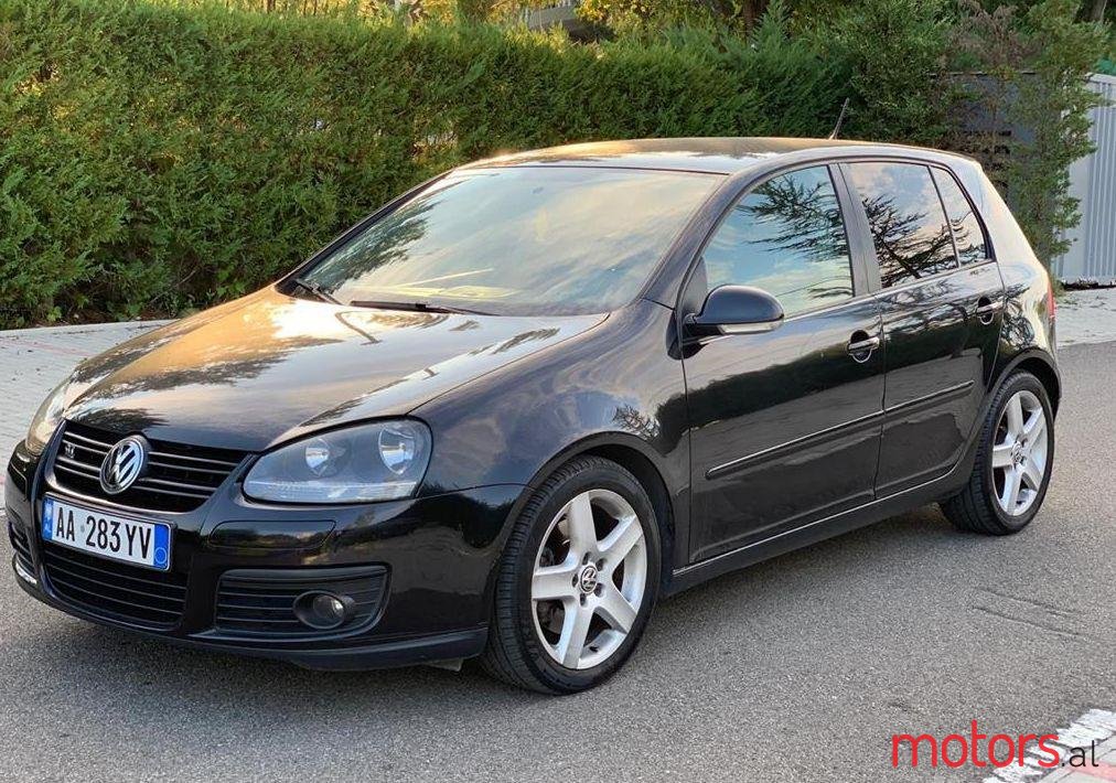 2009' Volkswagen Golf photo #1