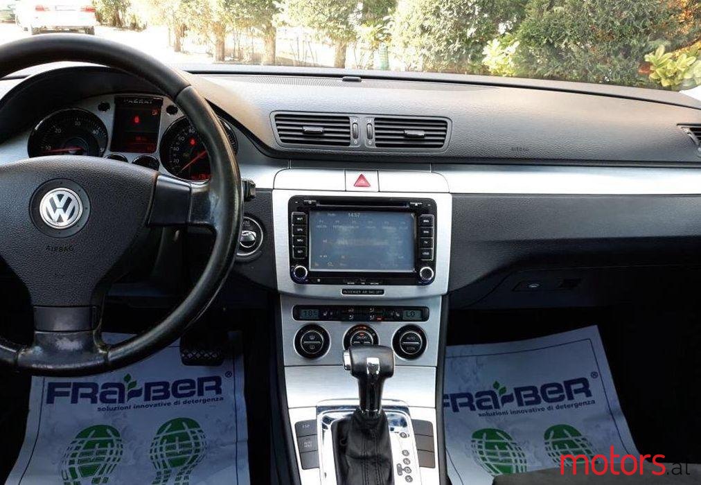 2007' Volkswagen Passat photo #1