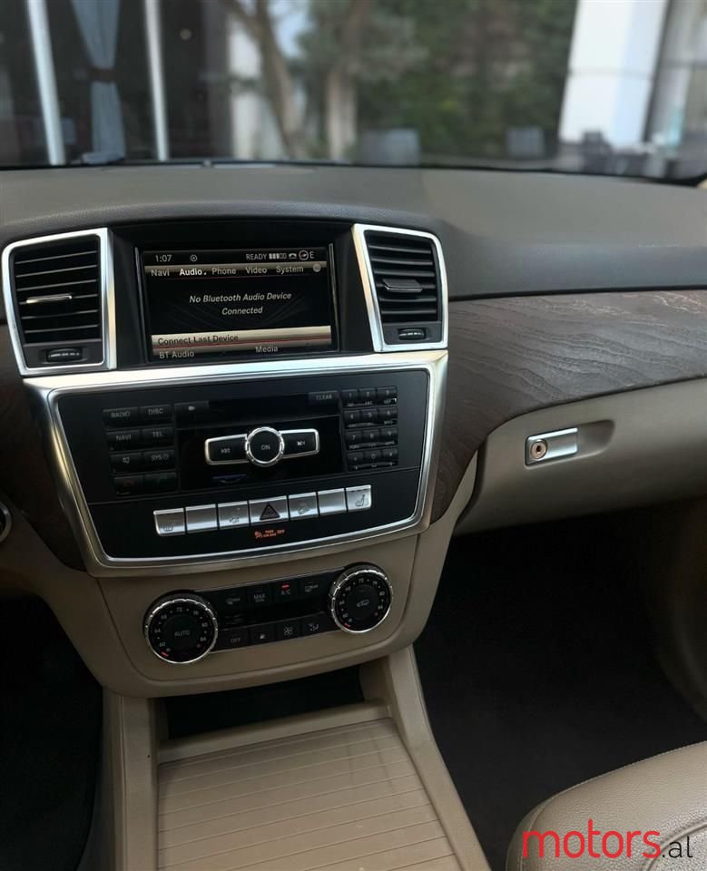 2013' Mercedes-Benz ML 350 photo #3