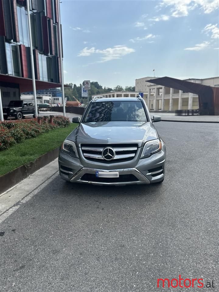 2013' Mercedes-Benz GLK 250 photo #1