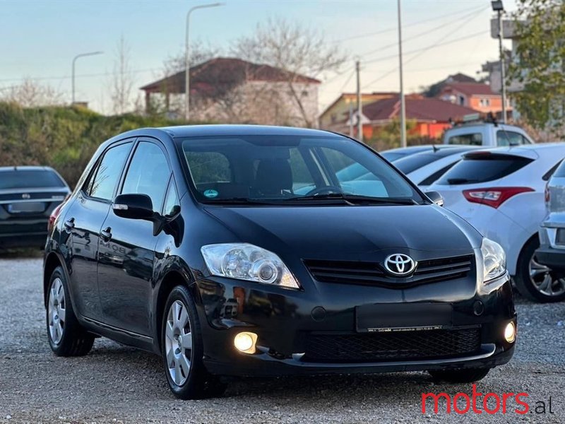 2010' Toyota Auris photo #6