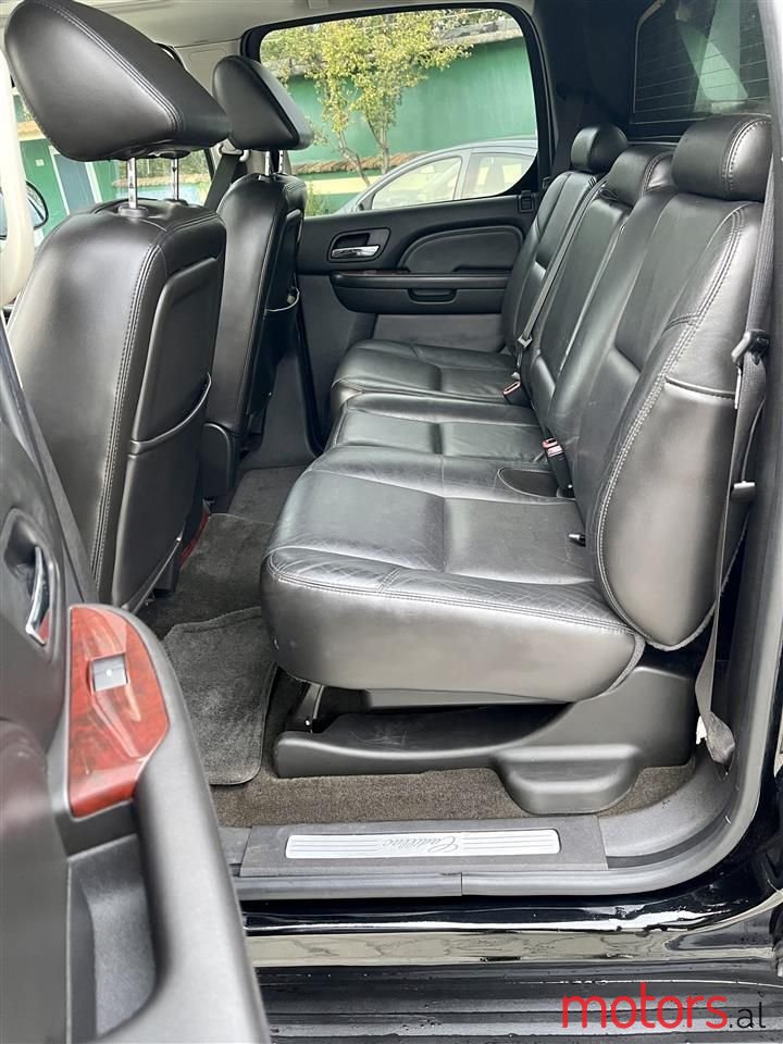 2007' Cadillac Escalade photo #6