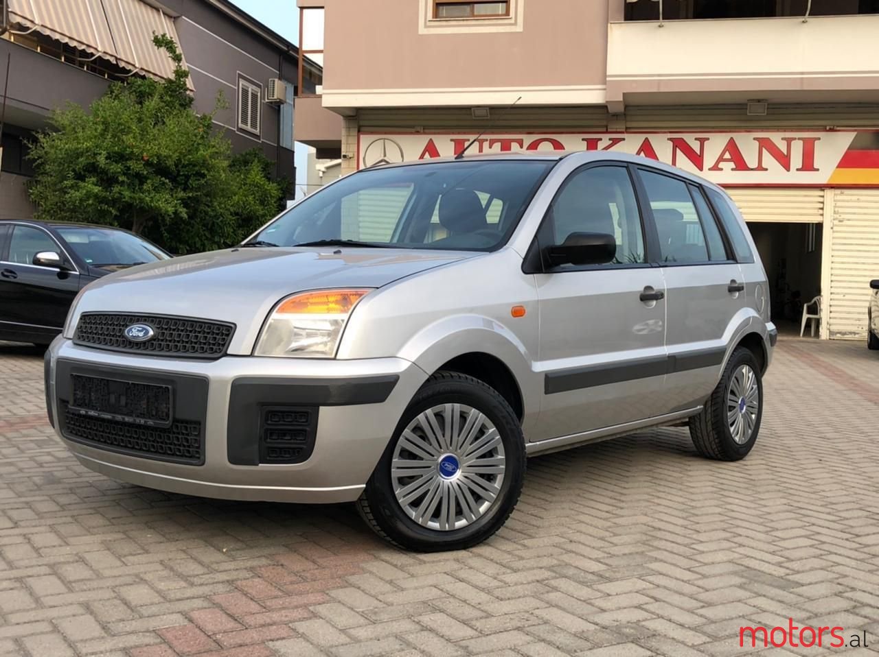 2006' Ford Fusion photo #1