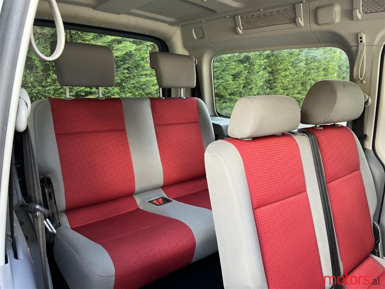 2008' Volkswagen Caddy photo #3