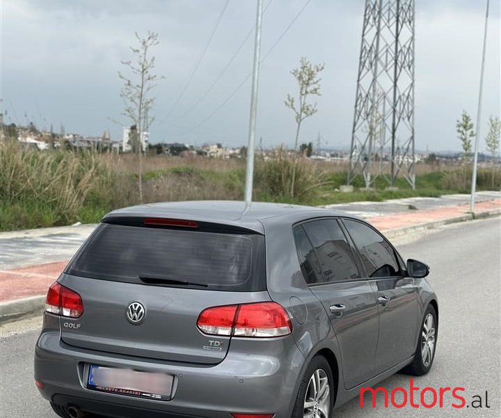 2012' Volkswagen Golf photo #4