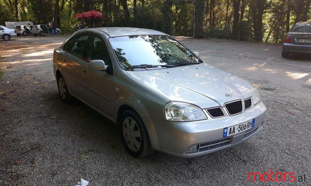 2004' Daewoo Nubira photo #3