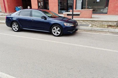 2013' Volkswagen Passat