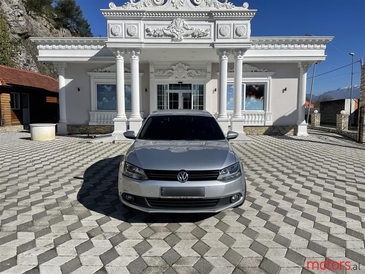 2011' Volkswagen Jetta photo #3