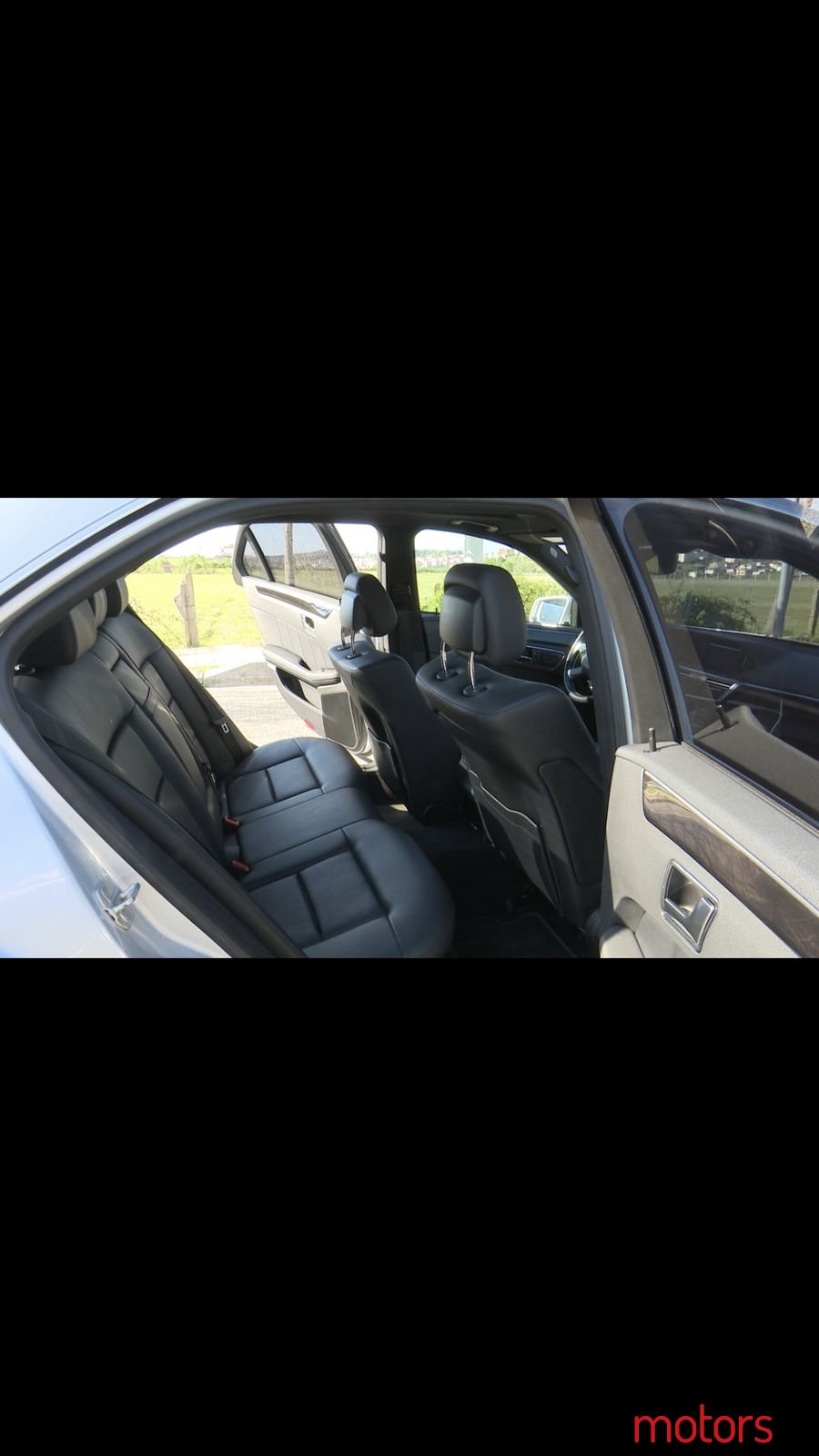 2011' Mercedes-Benz E-Class AMG Look photo #4