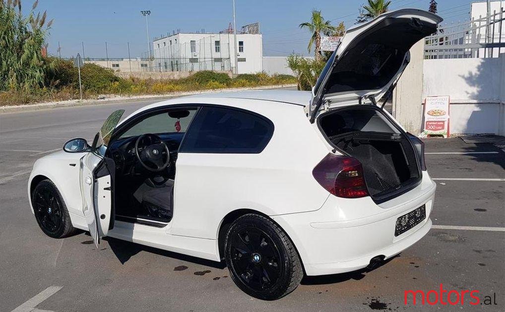 2010' BMW Seri 1 M photo #1