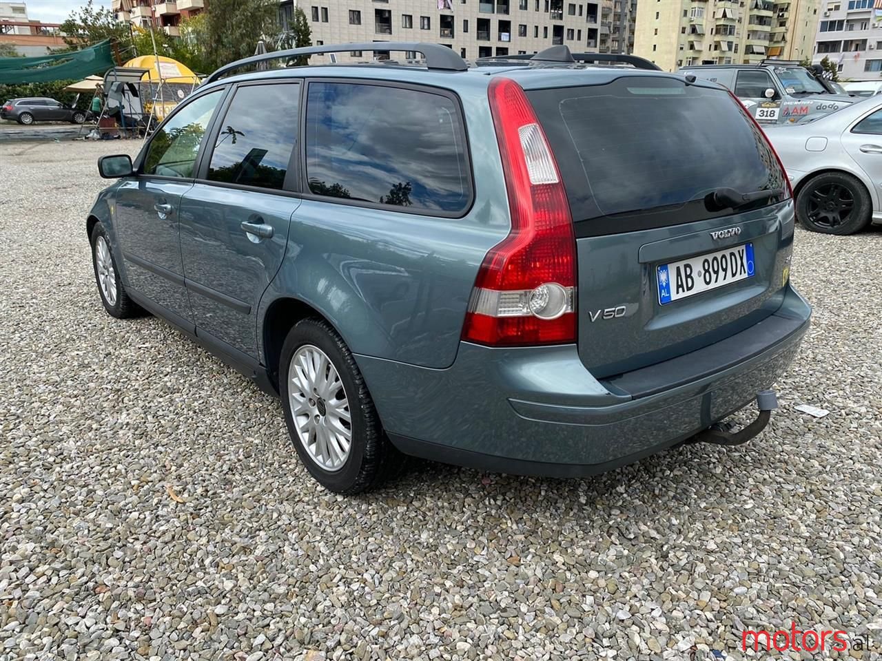 2005' Volvo V50 photo #4