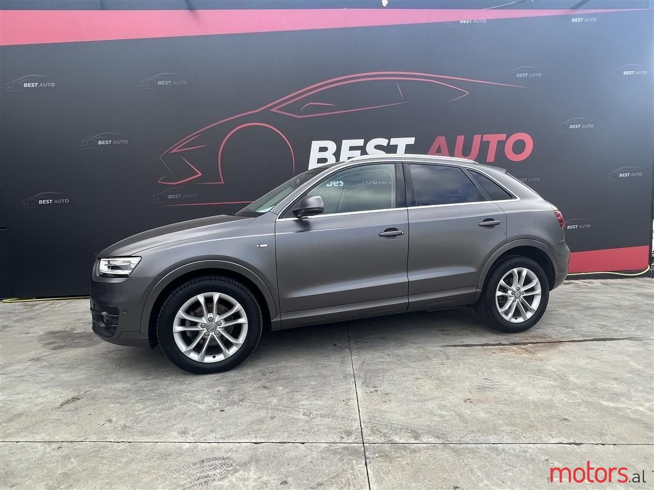 2012' Audi Q3 photo #1