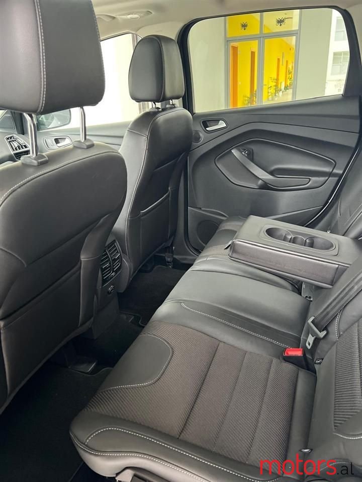 2015' Ford Kuga photo #5