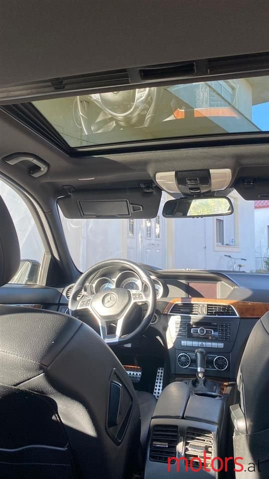 2012' Mercedes-Benz 240 photo #2