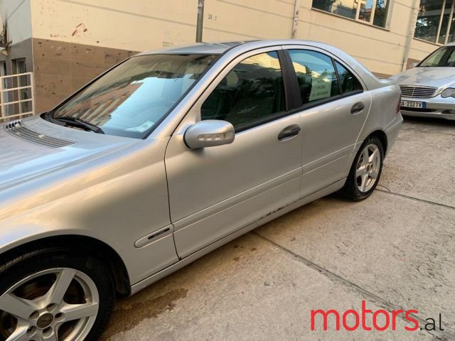 2001' Mercedes-Benz C-Class photo #5