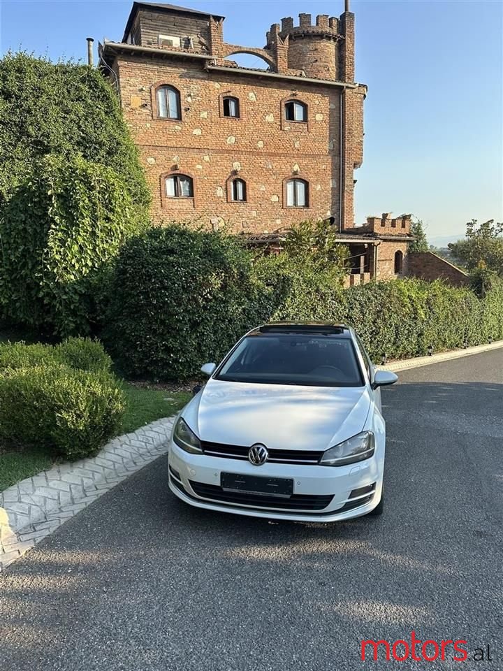 2014' Volkswagen Golf photo #1