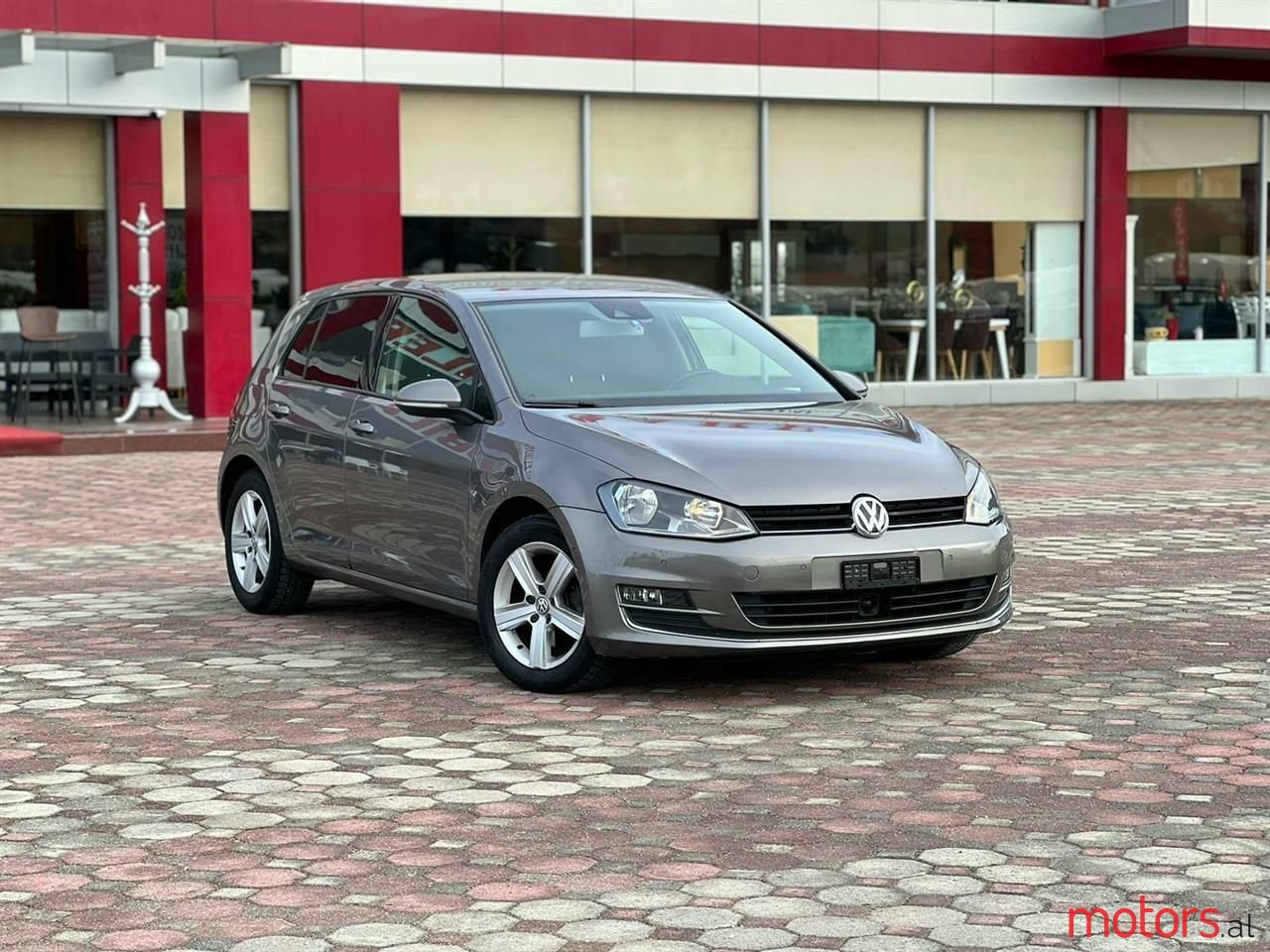 2013' Volkswagen Golf photo #2