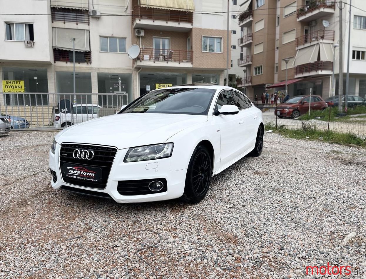 2010' Audi A5 photo #1